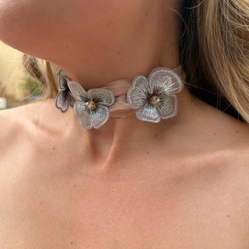 Choker Bolonia